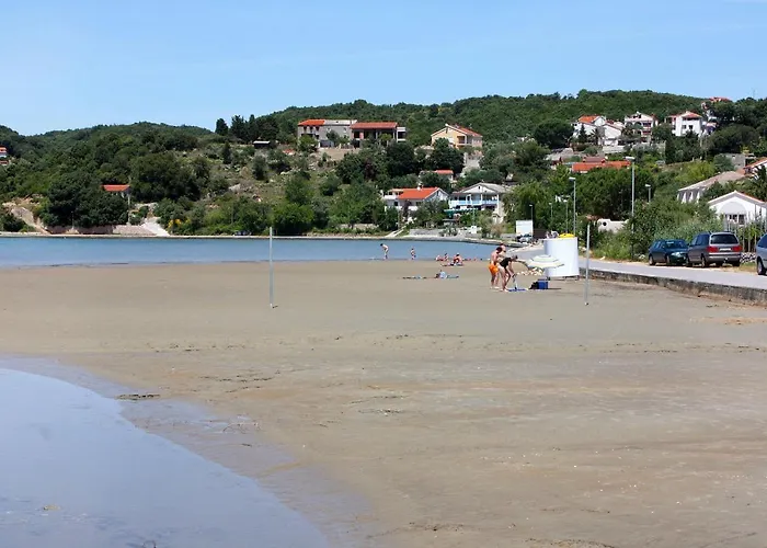 Appartement For Families With Children Kampor, Rab - 15144
